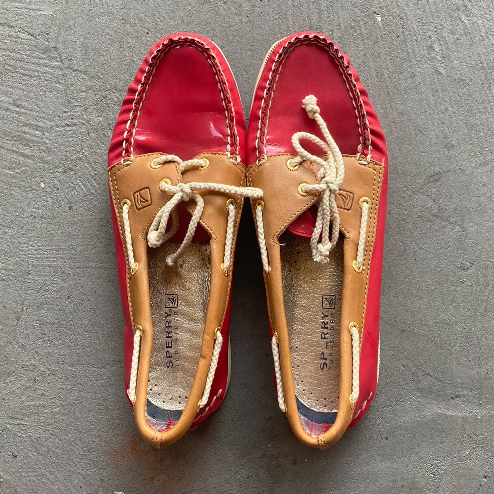 LIKE NEW SPERRY BOAT SHOES